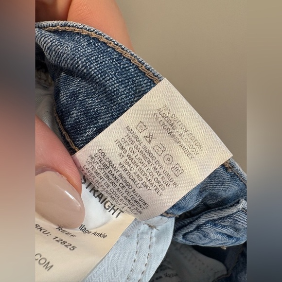 LIKE NEW - DL1961- PATTIE - HIGHRISE VINTAGE ANKLE JEANS IN REEF - Picture 6 of 10